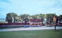 Parco Village Motel and Restaurant, Glen Walter, Ontario postcard