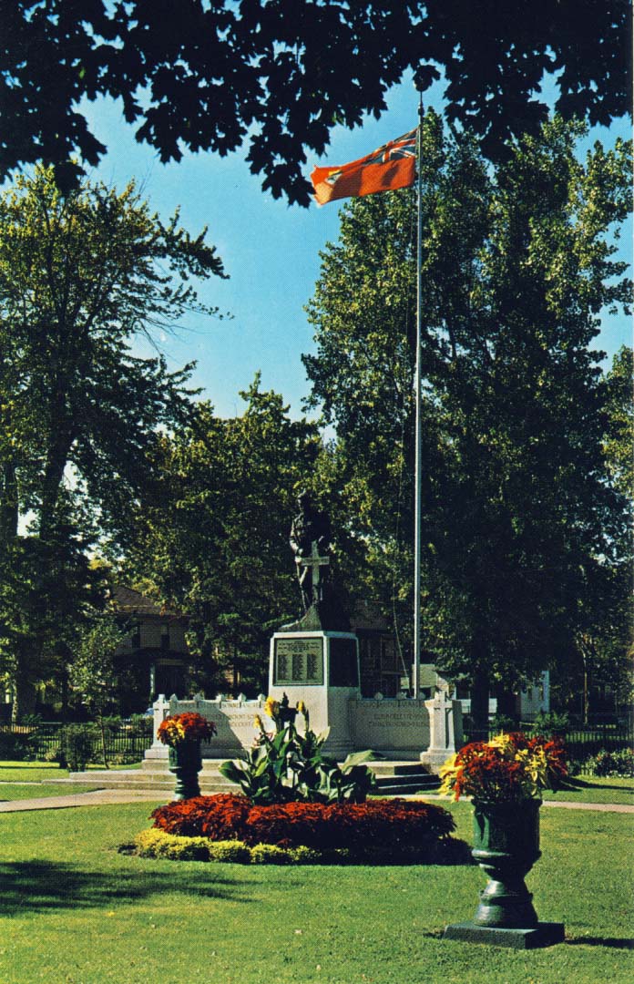 War Memorial, Cornwall, Ontario, Canada postcard